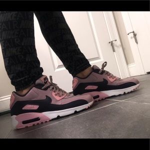 Air Max 90 Leather Rose/Grid Iron Nike’s
